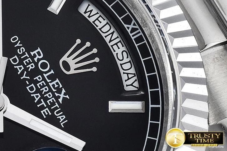 1014 RDD0215D – DayDate 36mm Chic 687